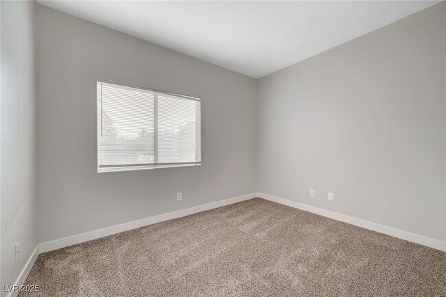 Building Photo - 5751 E Hacienda Ave