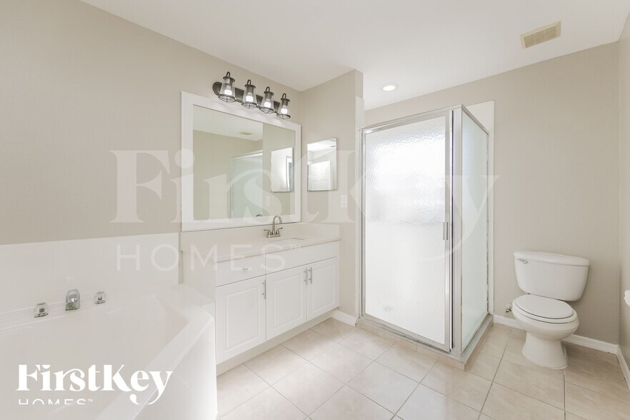 Building Photo - 2519 NW 7th St