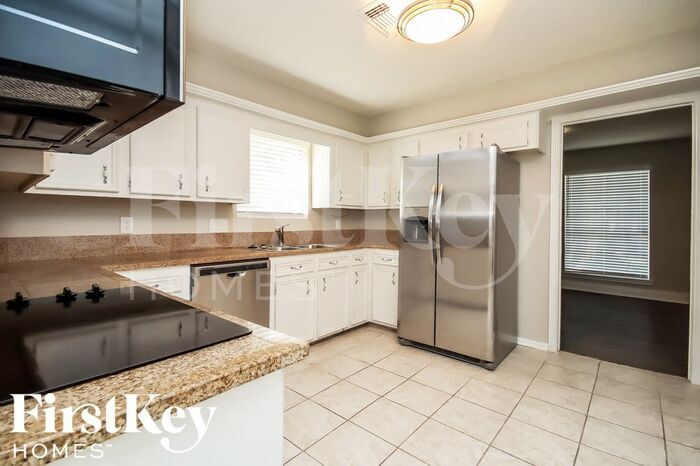Building Photo - 4407 Deerfield Village Dr