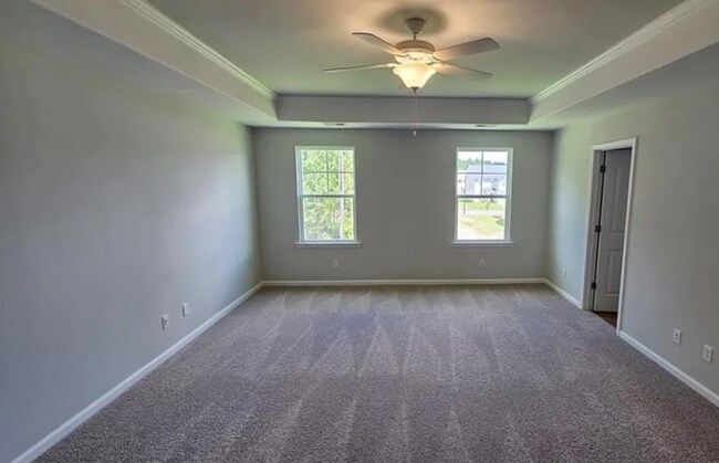 Building Photo - Beautiful 5BR, 3BA Home in Desirable Brookline at Godley Station!