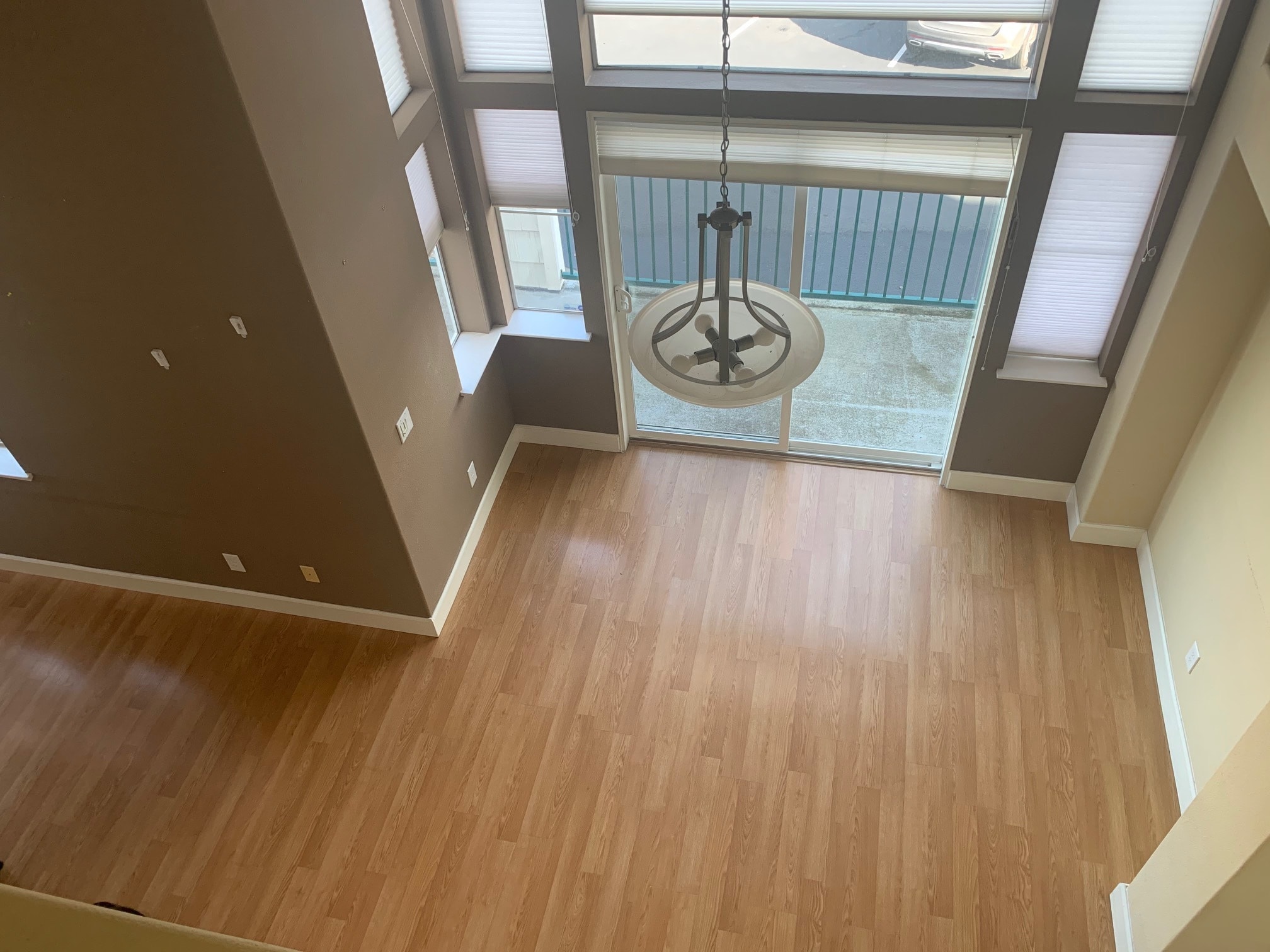 Dinning area with door to patio - 597 Shoal Cir