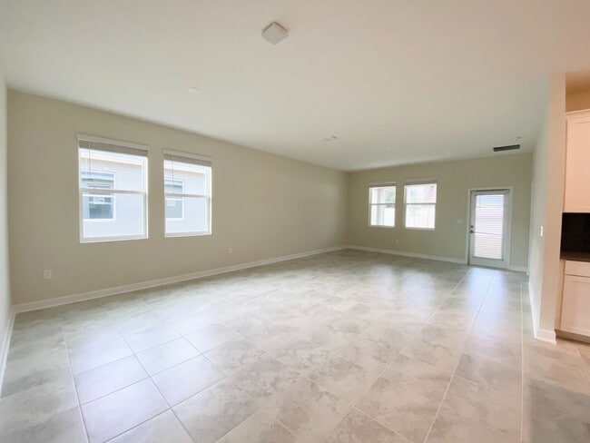 Building Photo - Awesome House for Rent