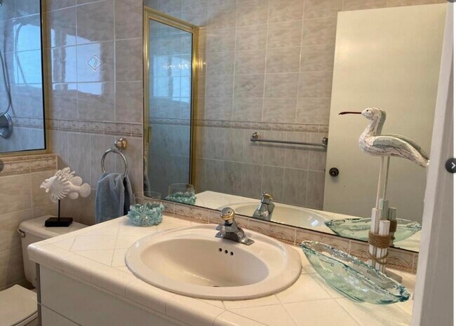 Building Photo - 1230 SE 14th Dr