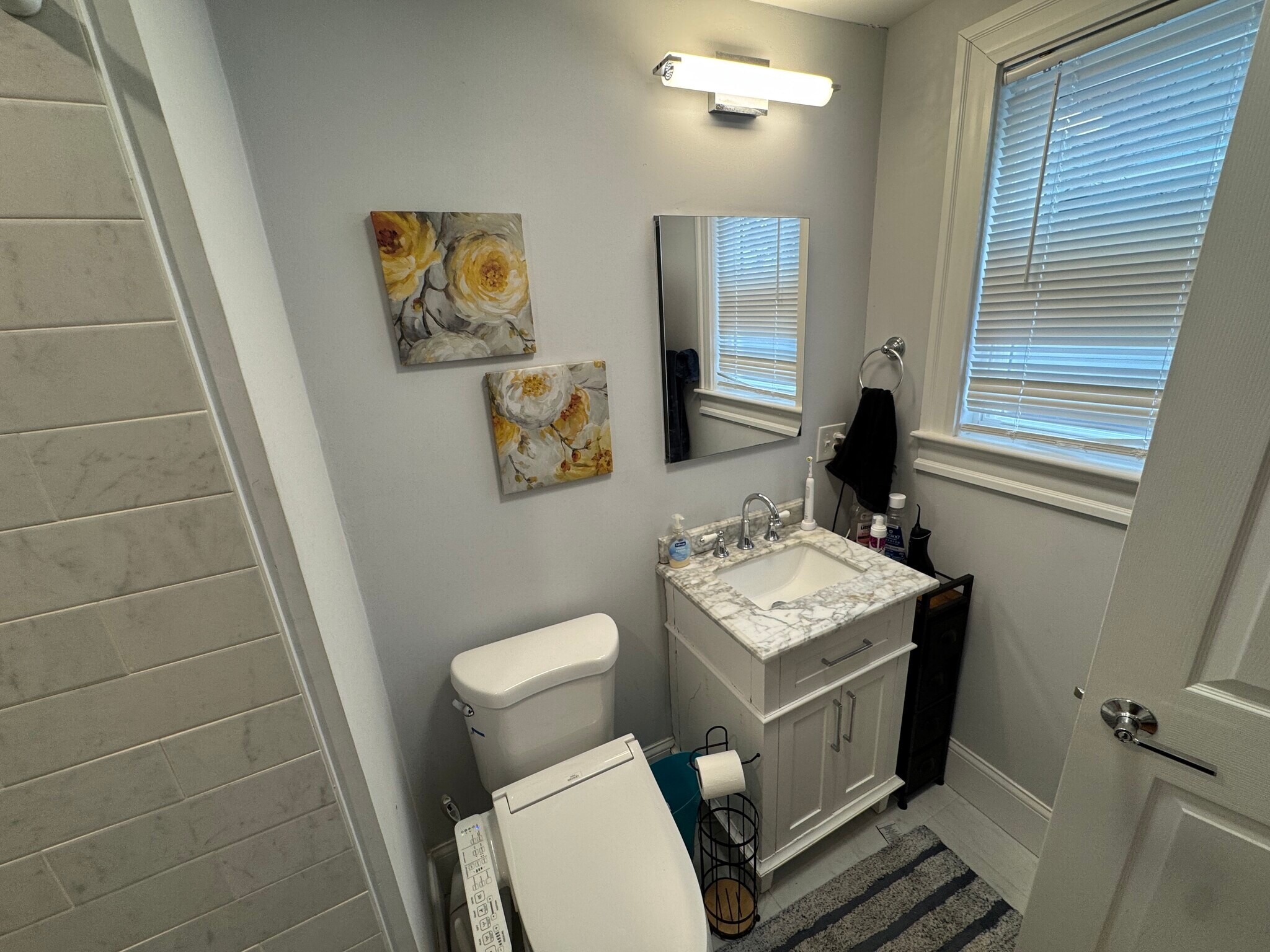 Building Photo - 9 Burnham St