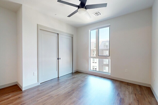 Building Photo - 80 Rugg Rd