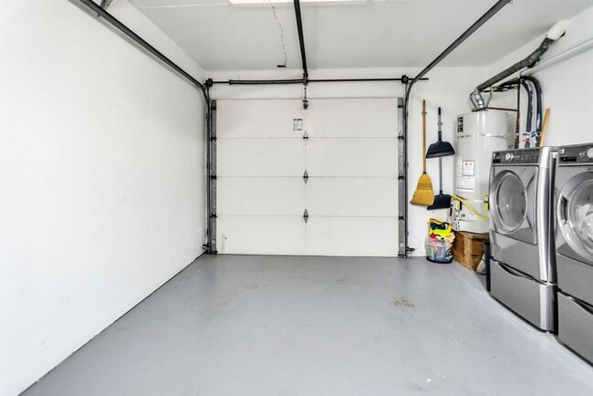 Building Photo - Gorgeous ocean view home at Windansea Beach!