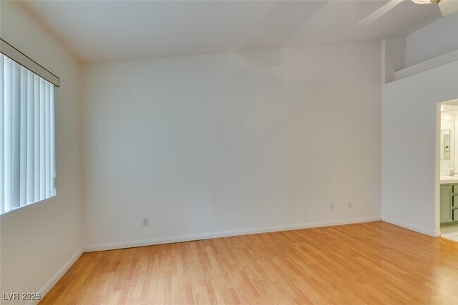 Building Photo - 7782 Top Hat Ave