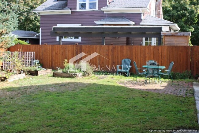 Building Photo - 505 N L St