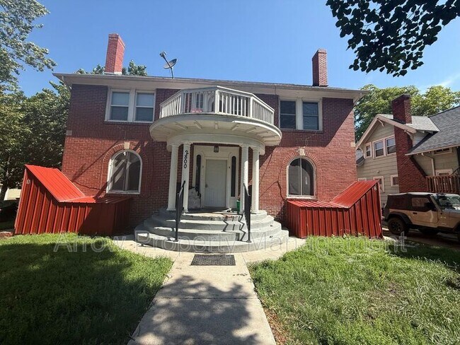 Primary Photo - 2800 P St