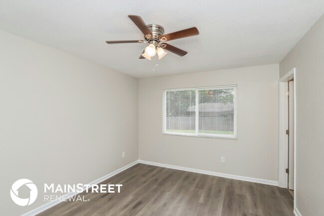 Building Photo - 1320 Mann Ave NW