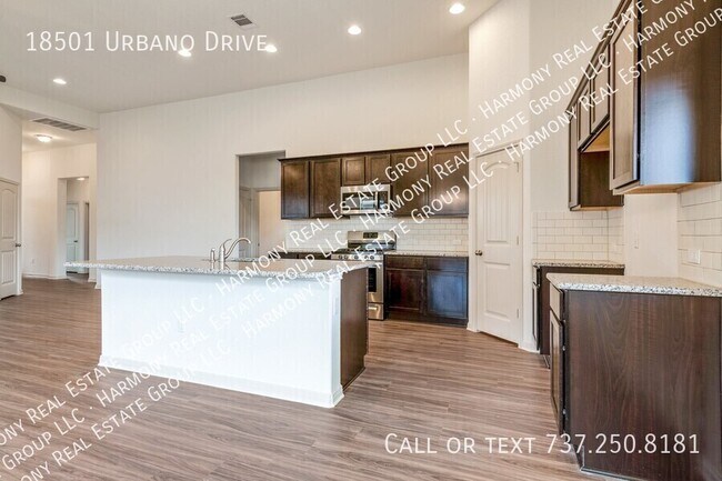 Building Photo - 18501 Urbano Dr