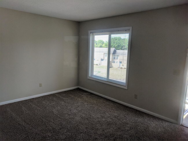 Building Photo - 3807 Pembrook Ct