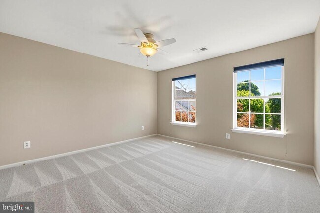 Building Photo - 21916 Bellair Ct