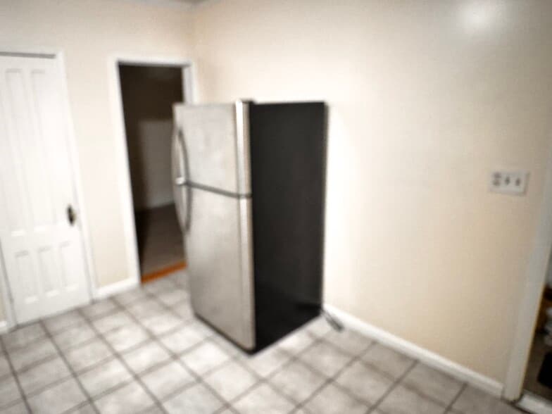 Kitchen - 1208 6th Ave