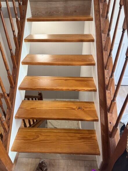 Up stairs - 10234 Heron Pond Ter