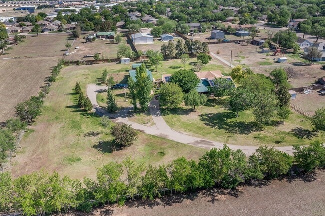 Building Photo - 7518 Lamount Dr