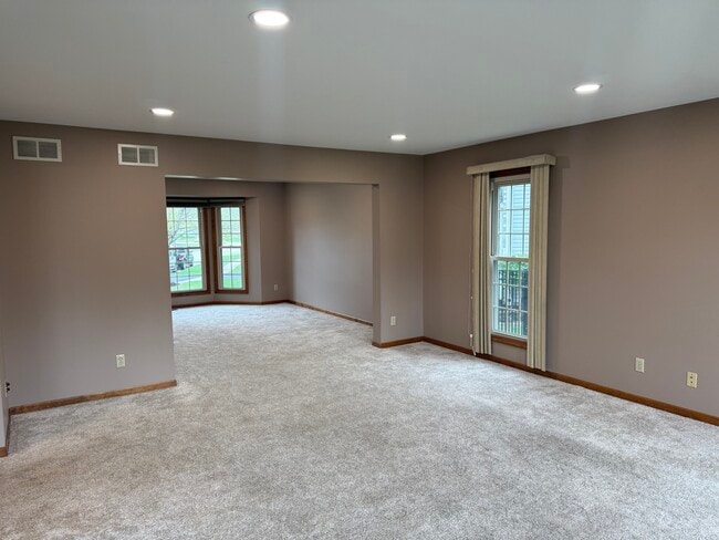 Building Photo - 5106 Turnberry Ct