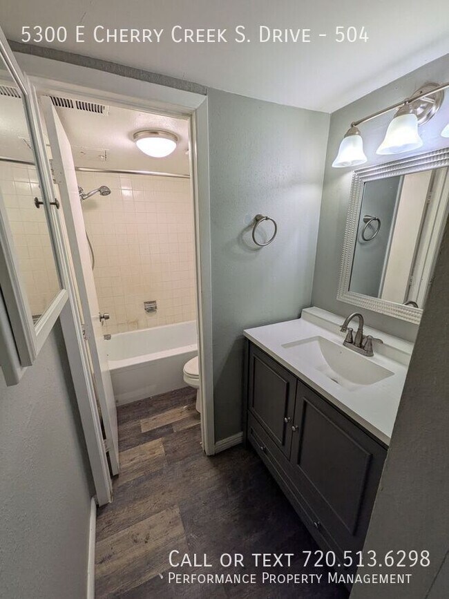 Building Photo - 5300 E Cherry Creek S Dr