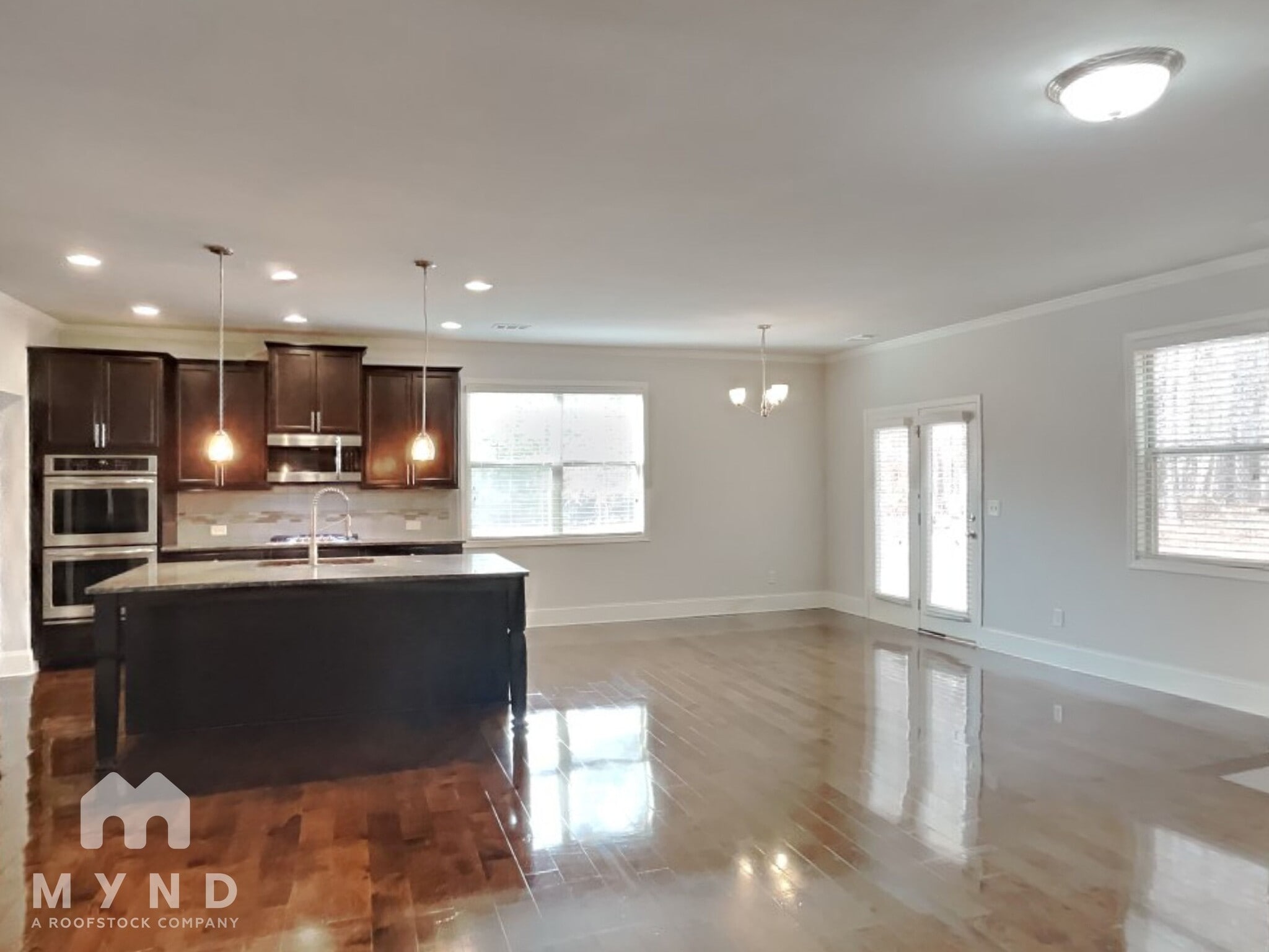 Building Photo - 5971 Wolf Creek Dr