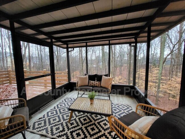 Building Photo - 3992 Joshua Ln