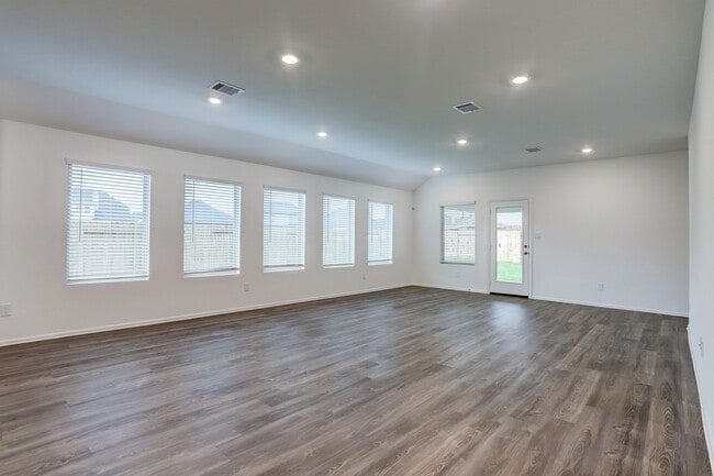 Building Photo - 5003 Viridian Forrest Dr