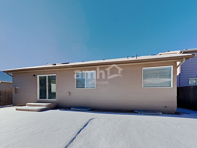 Building Photo - 5052 Sacred Feather Dr