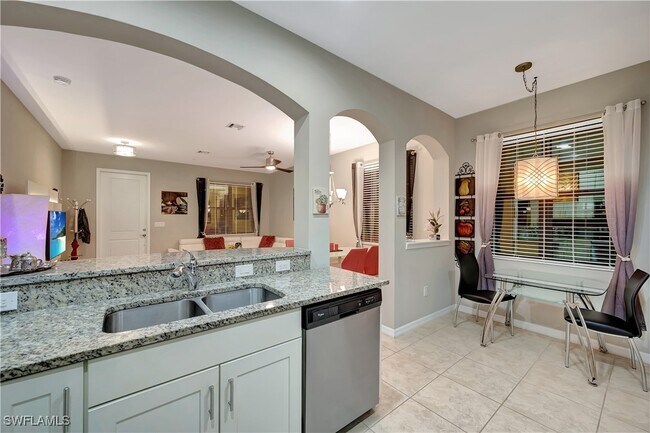 Primary Photo - 1443 Santiago Cir