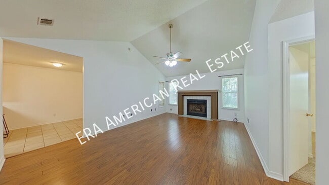 Building Photo - 412 Springate Ct