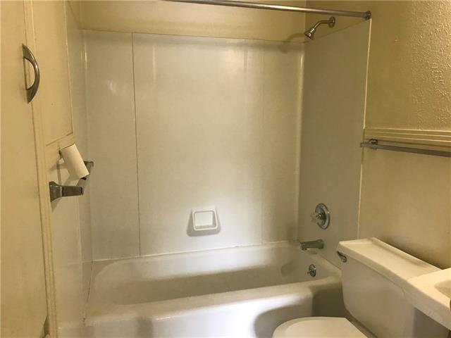 Building Photo - 4429 Wayside Ave