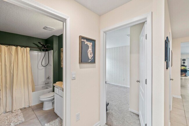 Building Photo - Sawmill Creek 4 bedroom!
