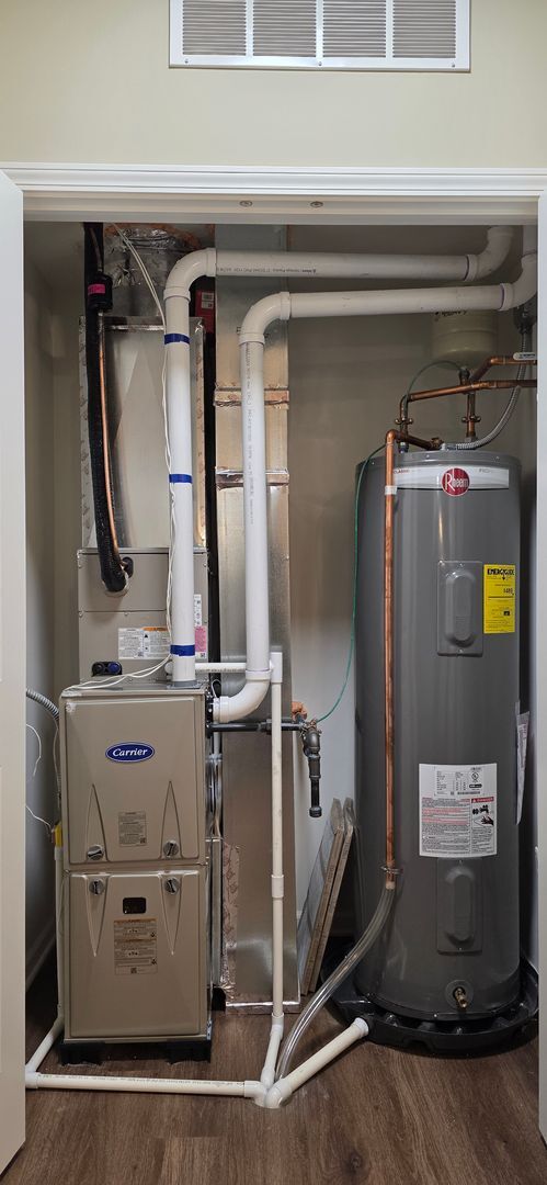 Building Photo - Chestnut - 2Br/2Ba Rental Home - First Floor