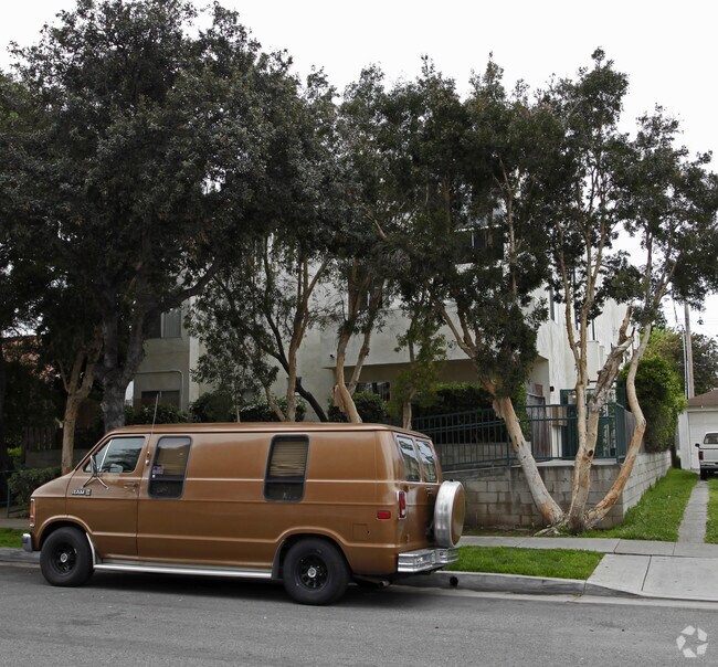 Building Photo - 1908 Euclid St