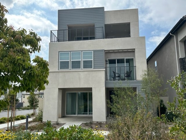 Building Photo - 139 Glance