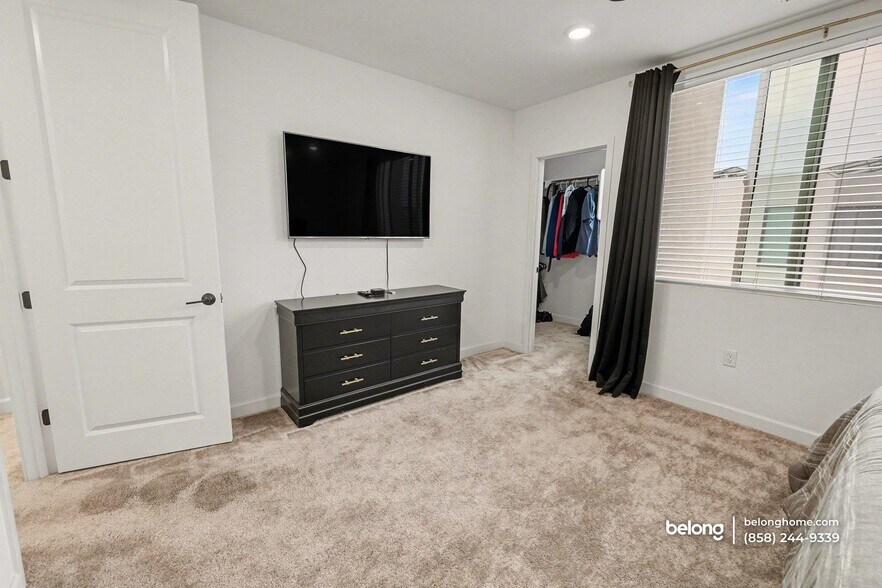 Building Photo - 2313 Acara Cir