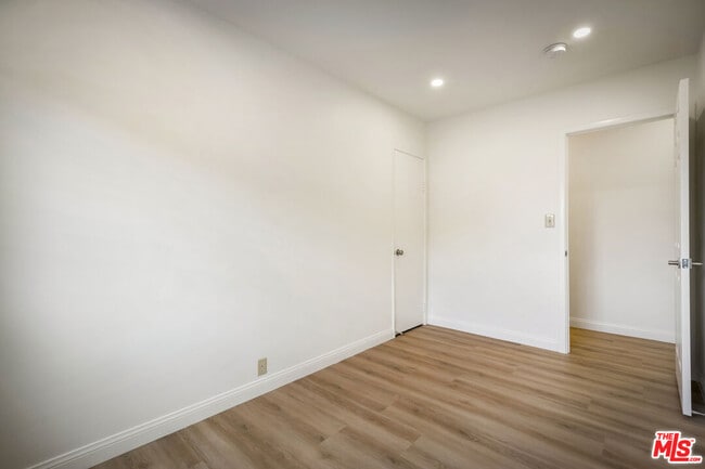 Building Photo - 1720 N Ave 45