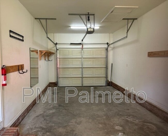 Building Photo - 753 Murray Lindler Rd