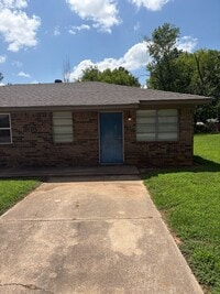 Building Photo - 205 N 37th St