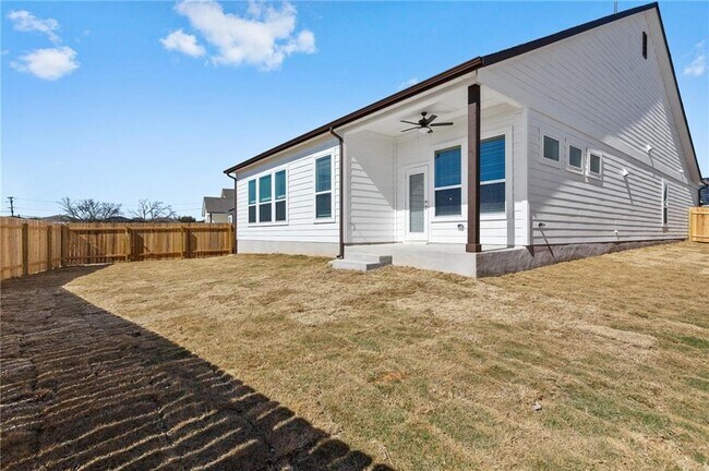 Building Photo - 121 Buckle Cove