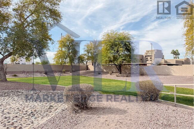 Building Photo - 3Bed/2.5Bath Home at McDowell Rd/107th Ave! Move-In Ready on 06/04/2026!