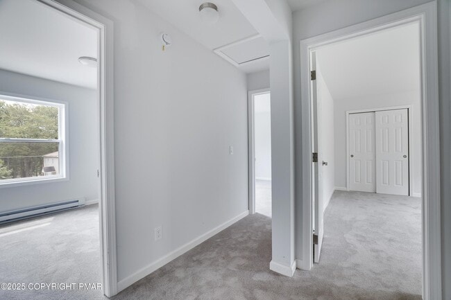 Building Photo - 458 Country Pl Dr