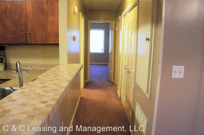 Building Photo - 6209 Cross Tie Ct