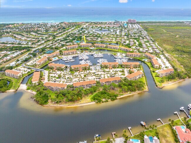 Building Photo - 601 Seafarer Cir