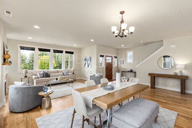 Building Photo - 14780 NW Hydrangea Ct