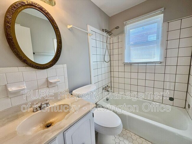 Building Photo - 1517 Steadmantown Ln