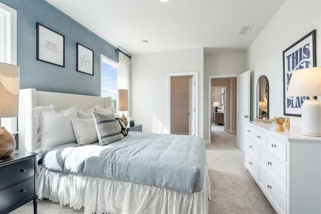 Building Photo - 6180 Misty Hill Ln