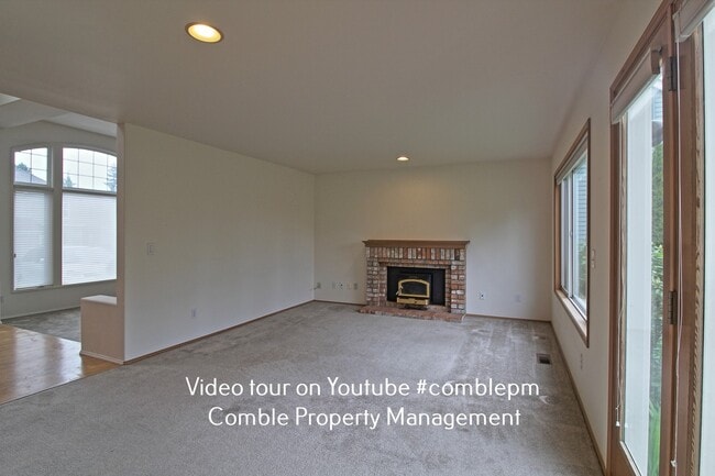 Building Photo - 25752 SE 41st Pl