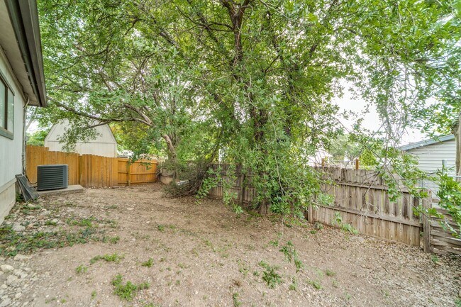 Building Photo - 3-BEDROOM IN HUNTERS CHASE, NORTHSIDE ISD