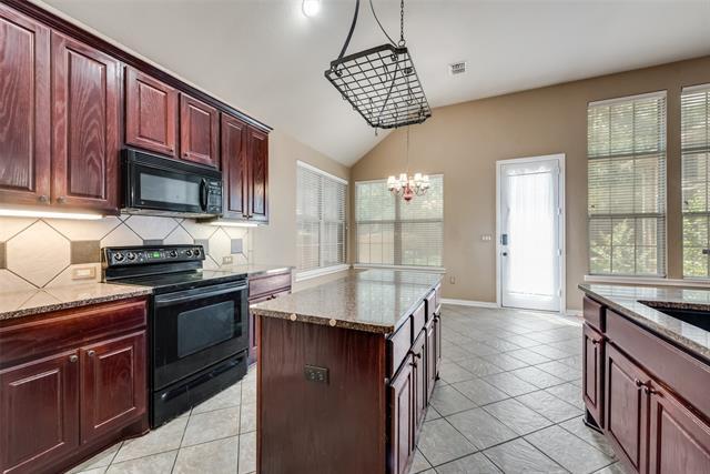 Building Photo - 4245 Boxwood Dr
