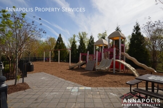 Building Photo - 2550 Cherry Tree Rd