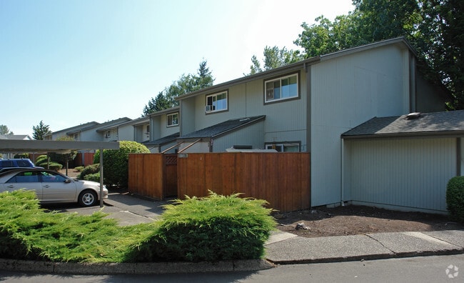 Building Photo - Cascadian Village Townhomes